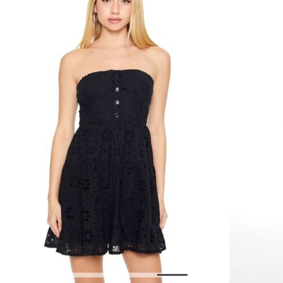 XL forever 21 mini eyelet dress black - Picture 1 of 9